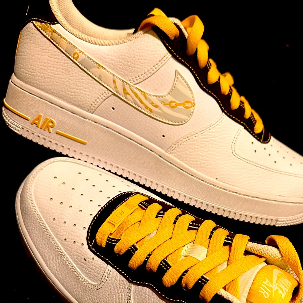 LIMITED EDITION AIR FORCE ONES